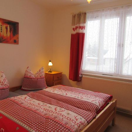 Appartamento Haus Hasenmueller Schmiedefeld am Rennsteig Esterno foto