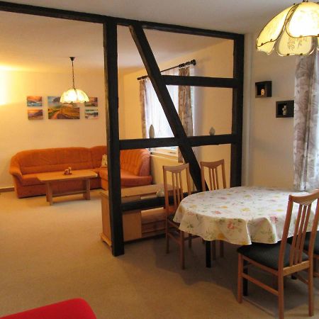 Appartamento Haus Hasenmueller Schmiedefeld am Rennsteig Esterno foto